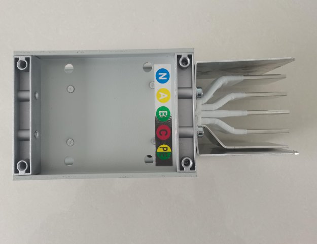 密集型母線(xiàn)槽